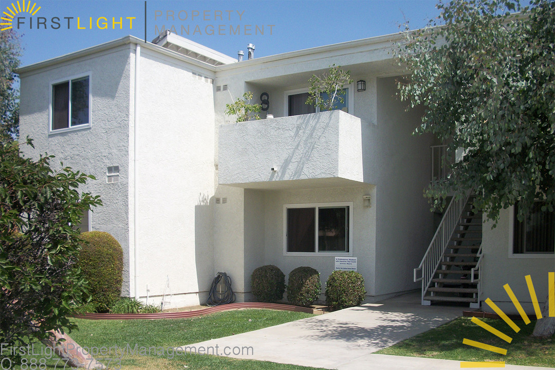 19553 E Cienega Ave in Covina, CA - Building Photo