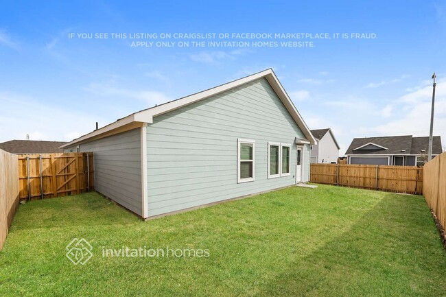 4001 Mountain Meadow Rd in Crowley, TX - Foto de edificio - Building Photo