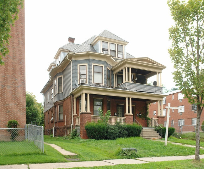 216 Laurel St in Hartford, CT - Building Photo - Building Photo