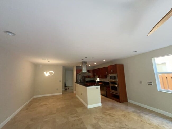 property at 409 SW 5th St