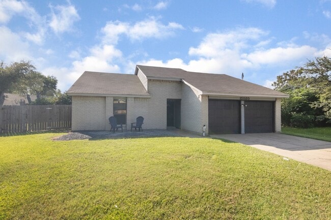 15535 Evergreen Pl Dr in Houston, TX - Building Photo - Building Photo