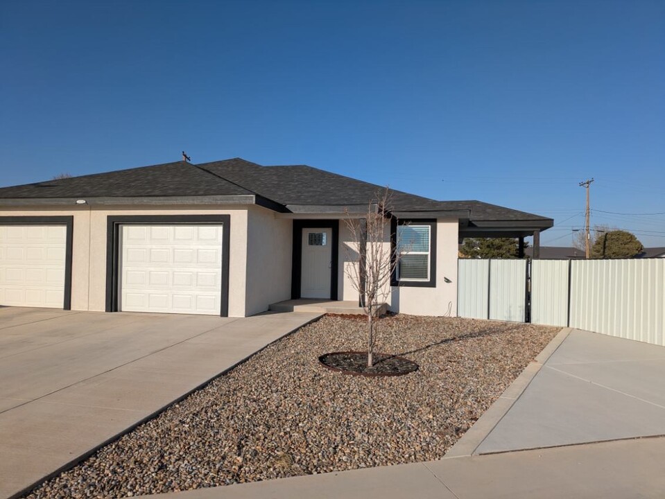 3124 Westminster in Clovis, NM - Building Photo