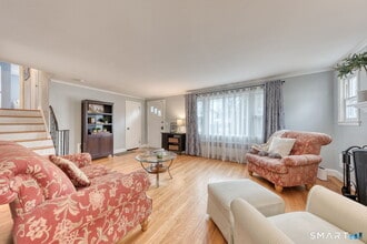 155 Spring St in Glastonbury, CT - Building Photo - Building Photo