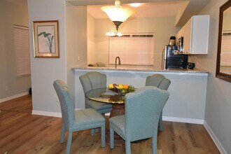 90 San Juan Dr, Unit B204 in Palm Coast, FL - Foto de edificio - Building Photo