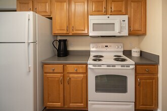 The Summit at Owings Mills Apartments in Owings Mills, MD - Foto de edificio - Building Photo