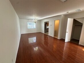 16030 Clayton Green Dr in Houston, TX - Building Photo - Building Photo
