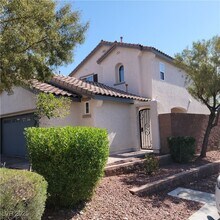 7318 Brisbane Hills St in Las Vegas, NV - Foto de edificio - Building Photo