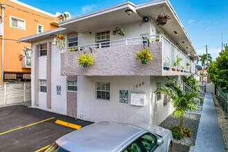 1644 SW 3rd St in Miami, FL - Building Photo - Building Photo