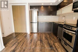 36 Lisgar St in Toronto, ON - Building Photo - Building Photo