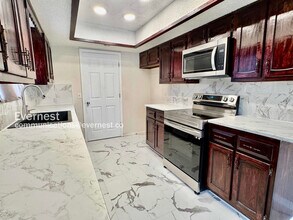 213 W Los Angeles St in Broken Arrow, OK - Building Photo - Building Photo
