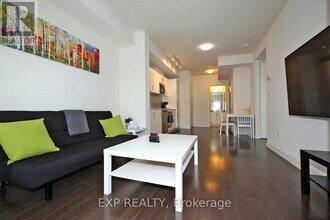 460-460 Adelaide St E in Toronto, ON - Building Photo - Building Photo