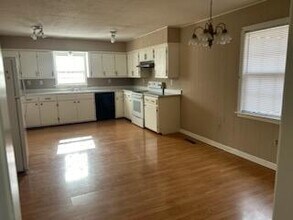 110 Tapp Dr in Somerville, TN - Building Photo - Building Photo