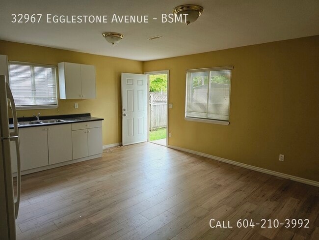 32967 Egglestone Ave in Mission, BC - Building Photo - Building Photo