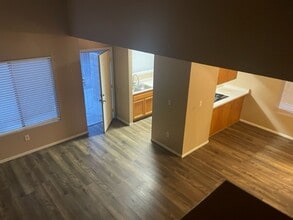 8502 Laborough Dr in Bakersfield, CA - Building Photo - Building Photo