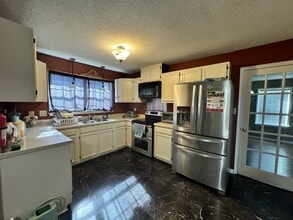 107 Plantation Blvd in Jacksonville, NC - Building Photo - Building Photo