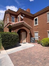 10120 Cedar Key Ave in Las Vegas, NV - Building Photo - Building Photo