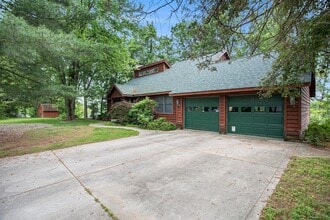 3563 N Blackstone Ave in Colon, MI - Building Photo - Building Photo