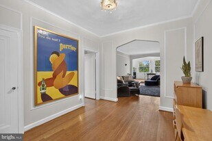 2737 Devonshire Pl NW in Washington, DC - Building Photo