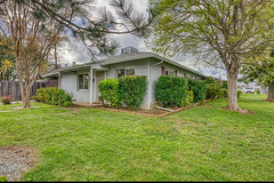 2425 Edison Ave in Sacramento, CA - Building Photo