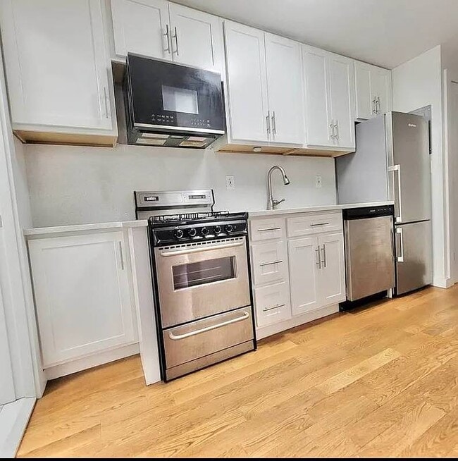 1802 77th St in Brooklyn, NY - Building Photo - Building Photo