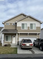 1477 Snowberry Ln in Pullman, WA - Building Photo