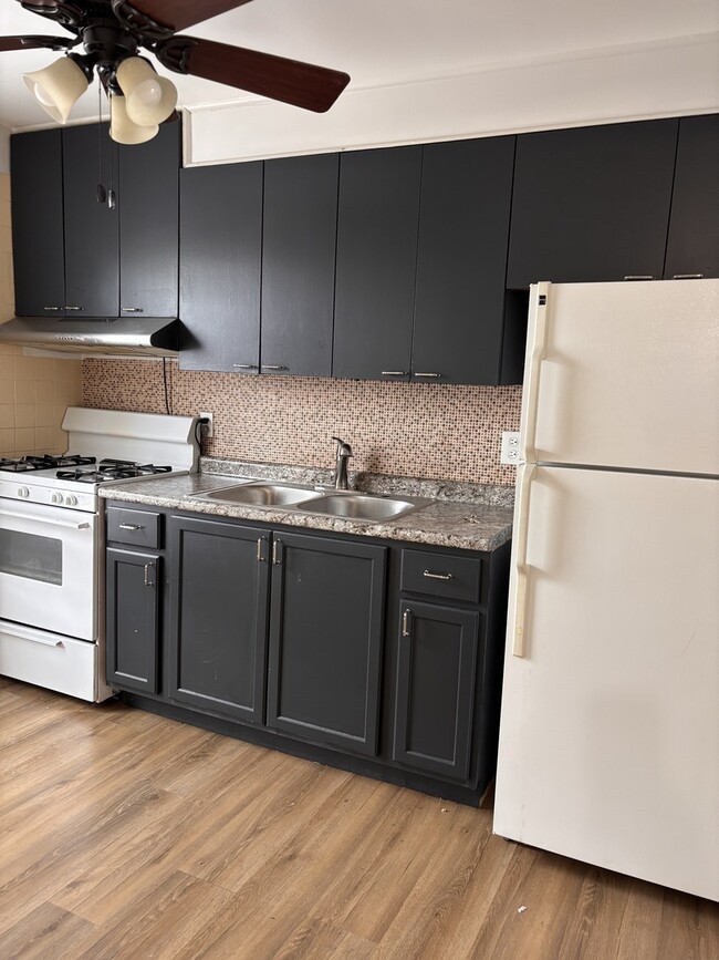 5133 W Addison St in Chicago, IL - Building Photo - Building Photo