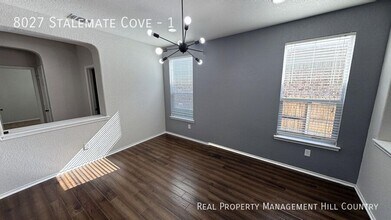 8027 Stalemate Cv in San Antonio, TX - Building Photo - Building Photo