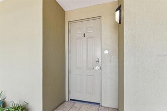 200 Skiff Point, Unit 202 in Clearwater, FL - Foto de edificio - Building Photo