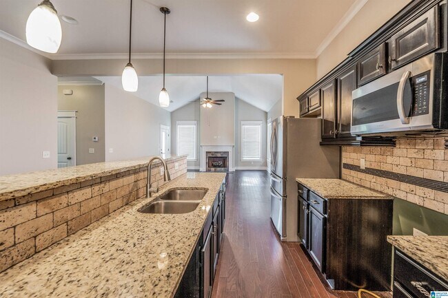 5083 Brooke's Crossing Blvd in Birmingham, AL - Building Photo - Building Photo
