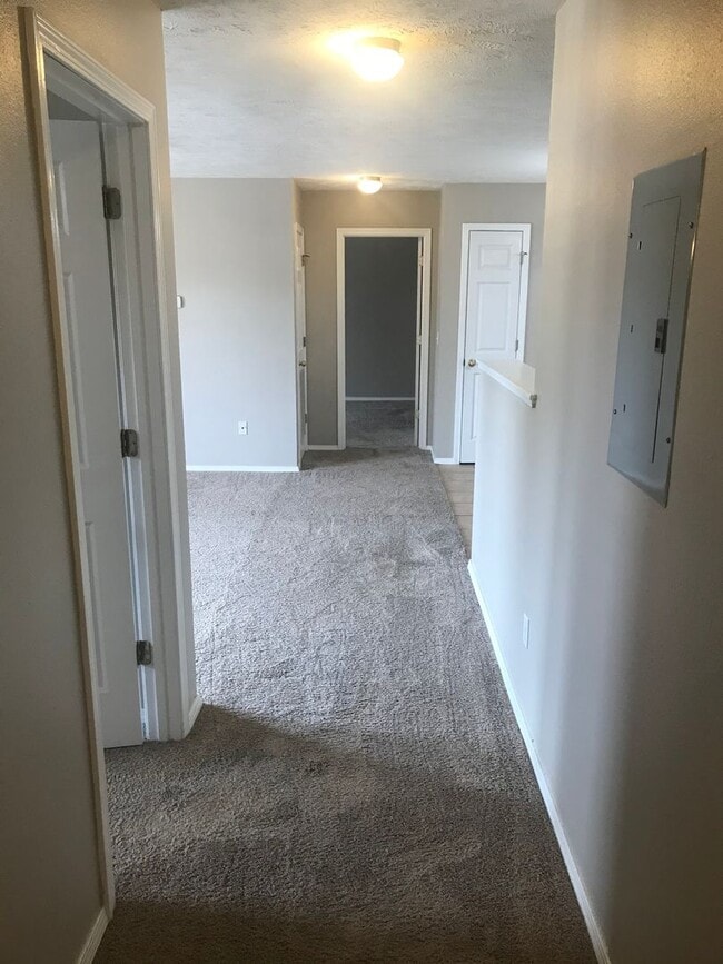 1040 S Clifton Ave in Springfield, MO - Building Photo - Building Photo