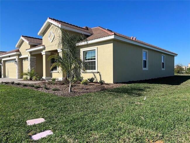 8855 Fallen Oak Dr in Davenport, FL - Building Photo - Building Photo