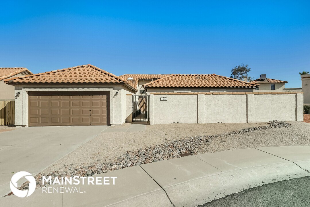 5412 W Cochise Dr in Glendale, AZ - Building Photo