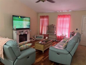 1560 Maile St in North Port, FL - Building Photo - Building Photo