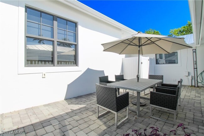 property at 1555 Crayton Rd