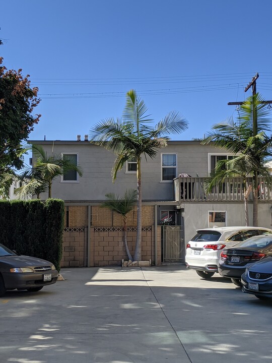 3365 Overland Ave in Los Angeles, CA - Building Photo