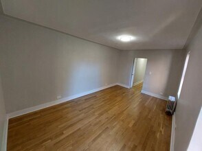 253 W 16th St in New York, NY - Building Photo - Building Photo