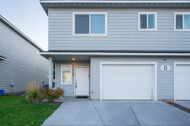 5 S Kellogg St in Kennewick, WA - Building Photo - Building Photo