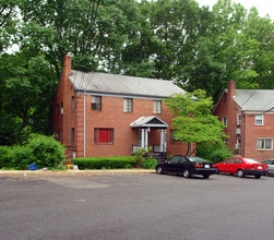 8308 Roanoke Ave in Silver Spring, MD - Building Photo - Building Photo