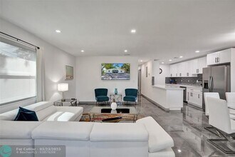 911 SW 16th St in Fort Lauderdale, FL - Building Photo - Building Photo