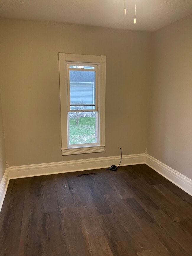 128 S Clark St in Athens, MI - Building Photo - Building Photo