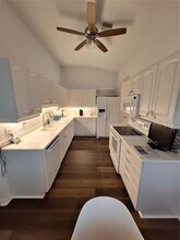 301 Reclinata Cir in Venice, FL - Building Photo - Building Photo