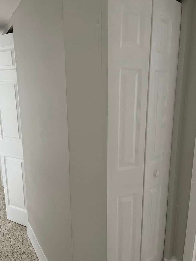 454 Grand Canal Dr, Unit 454A in Miami, FL - Building Photo - Building Photo