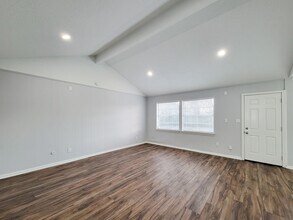 2024 Stones throw Dr in Bay City, TX - Building Photo - Building Photo