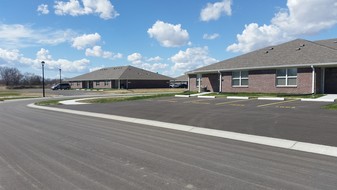 Twin Lakes Apartments