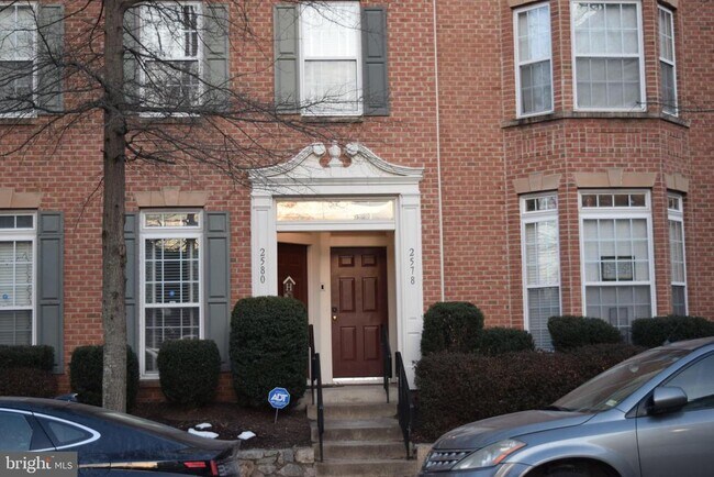 2578 Eastbourne Dr in Leesylvania, VA - Building Photo - Building Photo