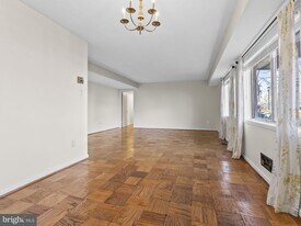 10613 Montrose Ave in Bethesda, MD - Building Photo