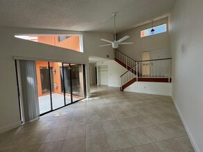 20918 Estada Ln in Boca Raton, FL - Building Photo - Building Photo