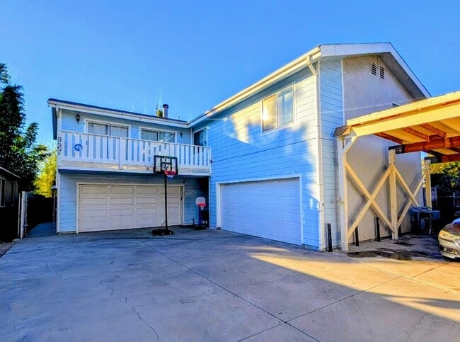 property at 927 Freeman Ave