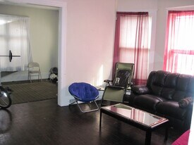 2609 N Maryland Ave in Milwaukee, WI - Building Photo