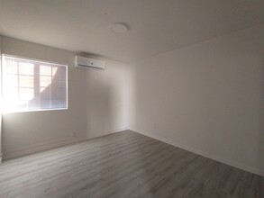 106 S Sunol Dr, Unit #0.5 in Los Angeles, CA - Foto de edificio - Building Photo
